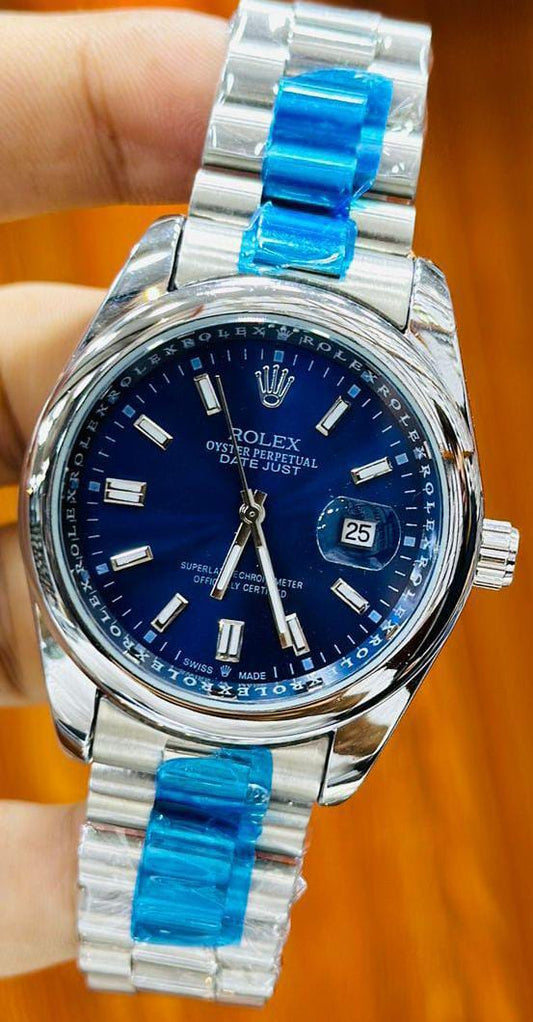 Dial Size : 40mm Warranty: 15 Days Refund/Exchange from Purchase Date. Packaging: All watches come in premium packages. Delivery: Standard Delivery time is 3-5 Days.&nbsp; For more information: Click on the WhatsApp button below to chat with us.